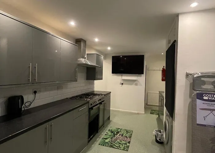 Serenity Musden Walk بيت ضيافة *