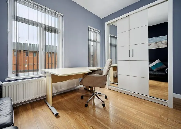 Mega Flat Near Centre And Etihad Stadium 아파트 *