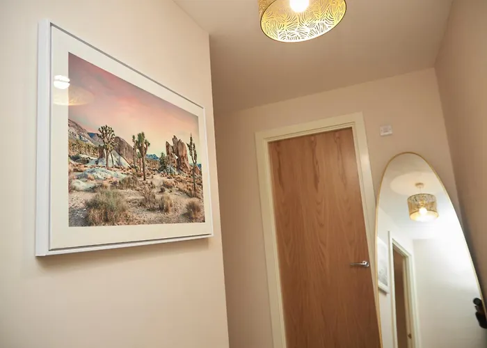 Deluxe And Cozy Two Bedroom With 1 Bathroom And Open Balcony Apartament *