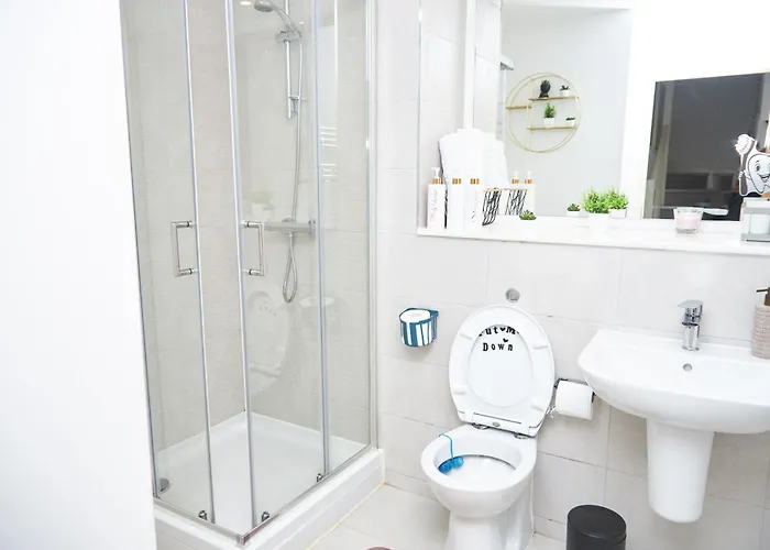 Obi's House&suites - Luxury 2bed Duplex With Balcony Manchester