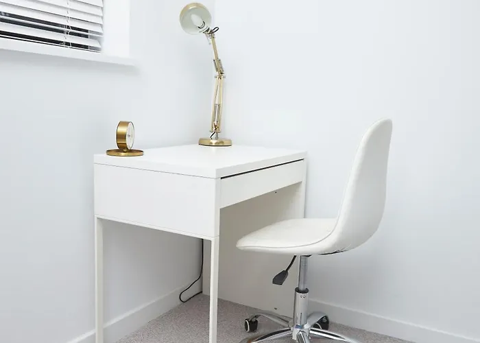 Luxury 2 Bedroom And Bathroom In With Balcony Apartamento