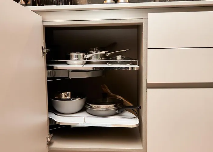 Luxury 2 Bedroom And Bathroom In With Balcony Appartement Manchester