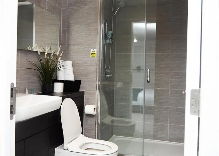 Apartament Luxury 2 Bedroom And Bathroom In With Balcony