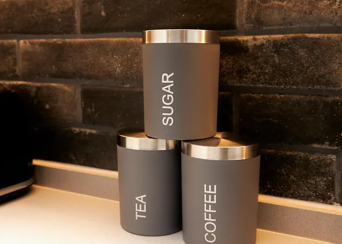 Appartement Luxury 2 Bedroom And Bathroom In With Balcony