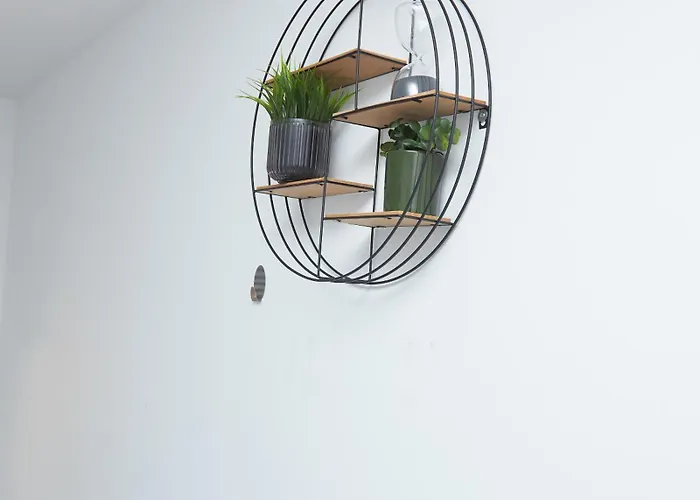 Luxury 2 Bedroom And Bathroom In With Balcony Apartamento *