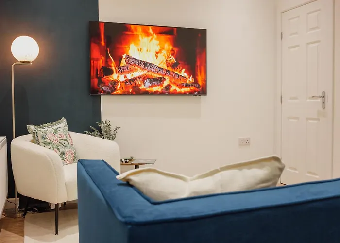 Citycharmms- Entire Near Etihad Stadium