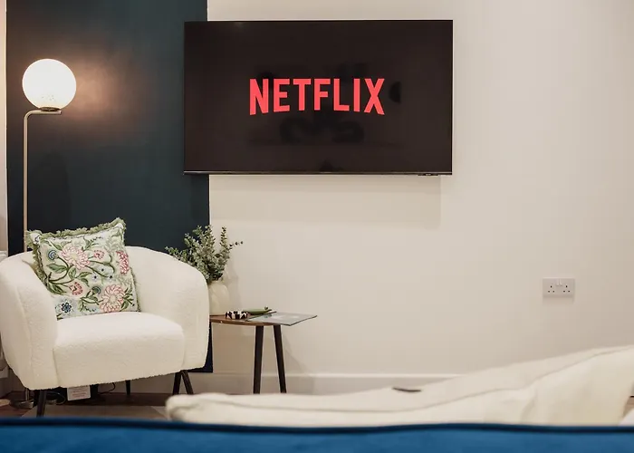 Citycharmms- Entire Near Etihad Stadium Manchester