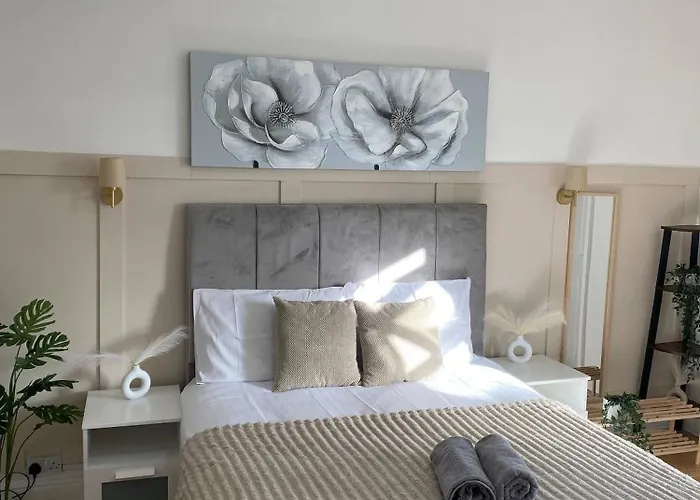 Nyaraló Modern Townhouse-free Parking-game Room-w-ifi Manchester