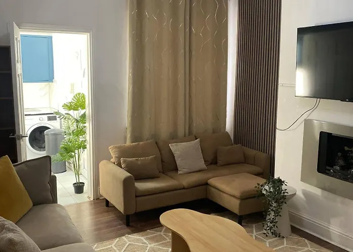 Modern Townhouse-free Parking-game Room-w-ifi Σπίτι διακοπών Μάντσεστερ