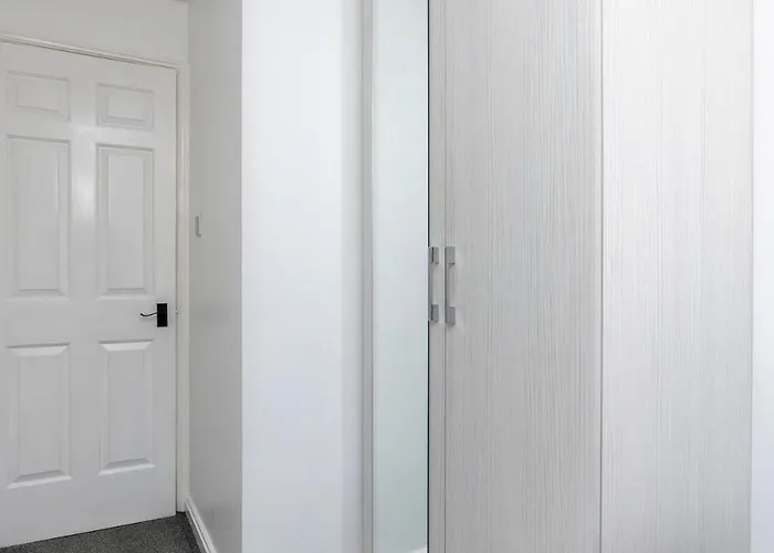 Cozy 2 Bed - Unlimited Wi-fi - Free Parking - Sleeps 6 - By Old Trafford Appartement