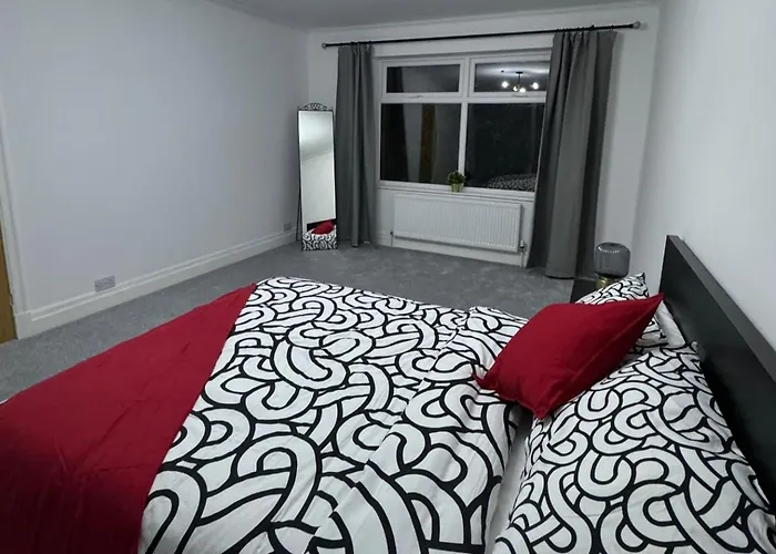 Сasa de vacaciones Oasis - Spacious 5 Bedroom House *