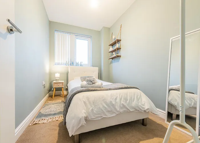 Family-Friendly 4-Bedroom House In Moston With Parking And Garden * Manchester