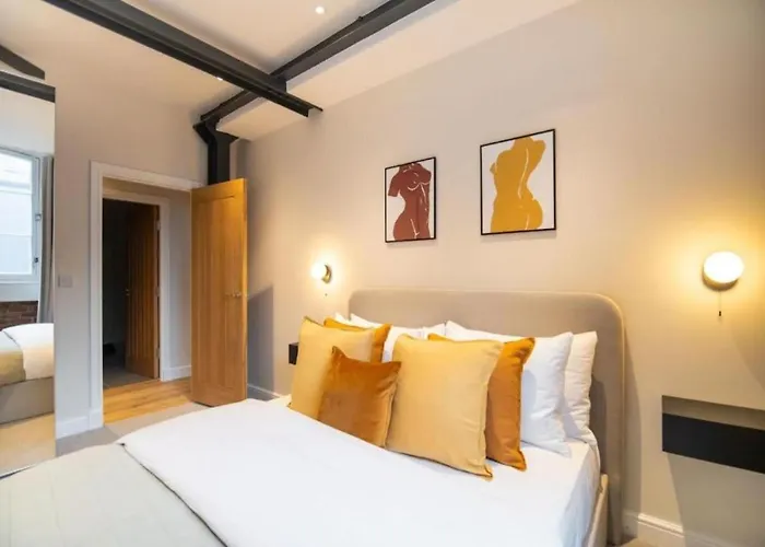 Hive By The Heim Daire *