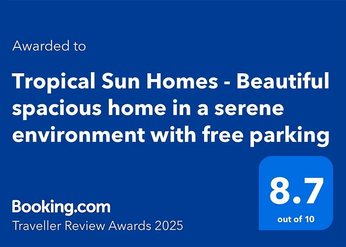 Tropical Sun Homes - Beautiful Spacious 3 Bed In A Serene Environment With Free Parking For 2 Cars * Manchester