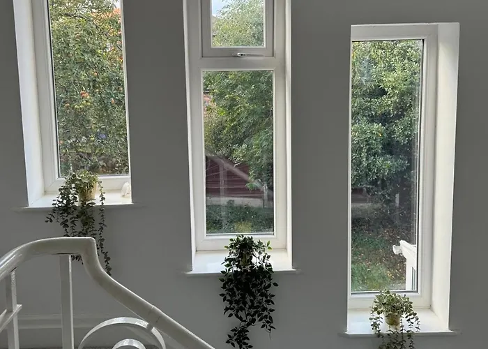 Сasa de vacaciones Oasis - Spacious 5 Bedroom House Mánchester