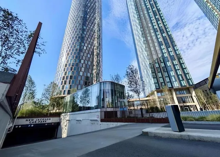 Apartament Luxury 2 Bed Penthouse With Stunning Views In Centre *