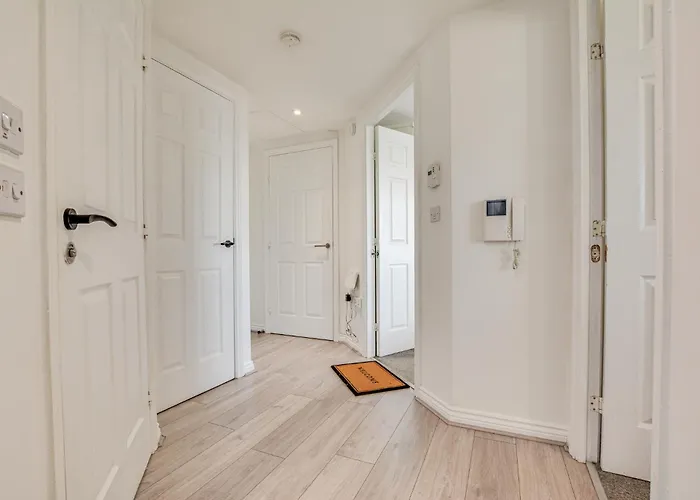 Apartmán New Stylish Free Parking Sleeps 5 Or 6 *