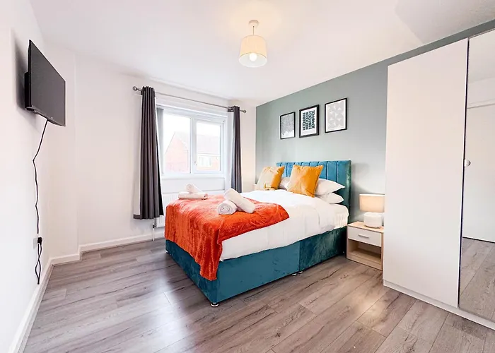 Apartament Lokfu Garden By Furnished 3 Bedroom House Free Parking Perfect For Contractors And Families