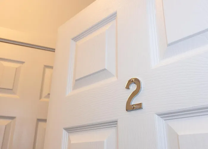 Hotel Private Ensuite With Kitchen Access By Irwell *