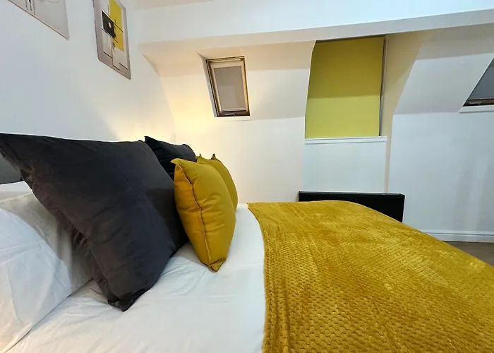 Stylish Old Trafford 2br Apartment, Free Parking, Near Stadium & Centre Appartamento Manchester