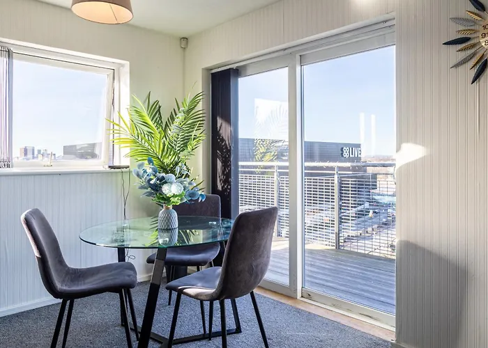 Manchester, Etihad Stadium View , Coop Live, Modern 2 Bed Apartment, Apartmán *