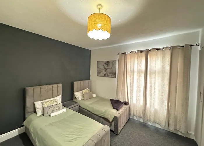 Near Ethiad Stadium Dom wakacyjny Manchester