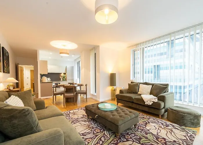 Northern Quarter Luxury 2 Bed With Balcony * Manchester