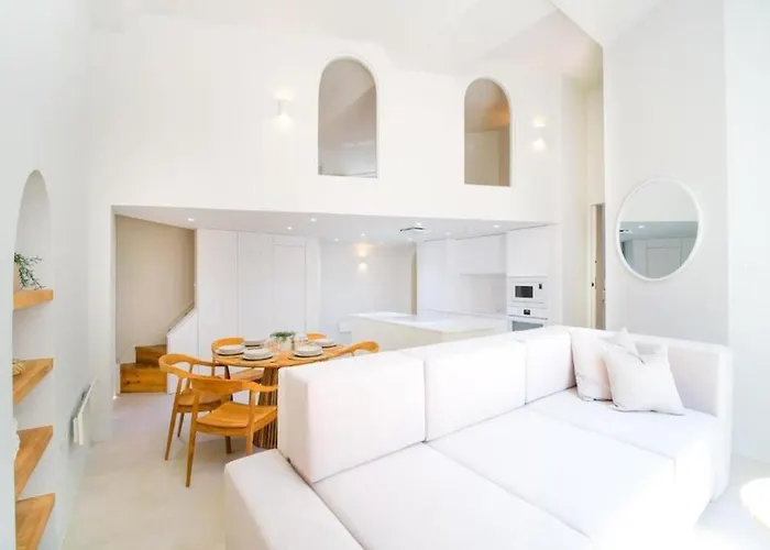 Santorini By The Heim *