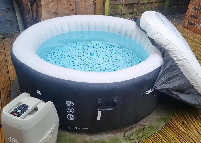 Dom wakacyjny Beautiful, Peaceful, 5 Bedroom With Hot Tub! Manchester