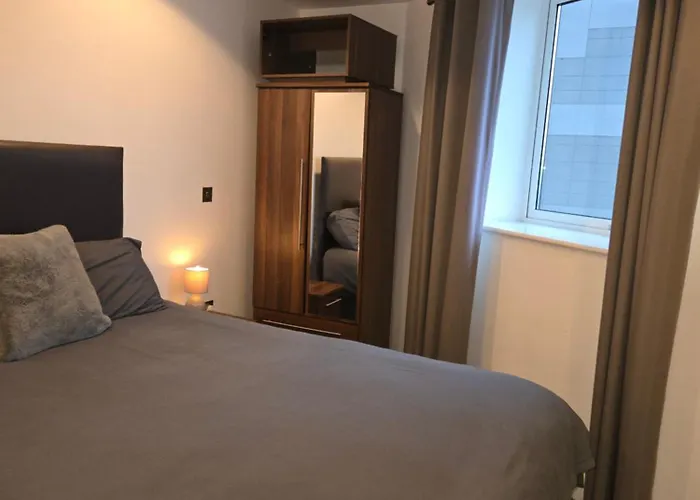 Séjour chez l'habitant Lovely One Private Bedroom In Shared 2 Bedroom