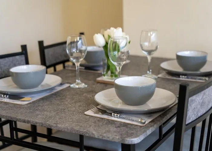 Διαμέρισμα Serene 2Br Retreat Perfect For Long Stays *