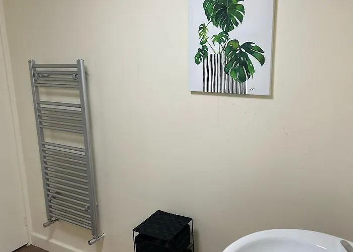 公寓 Chic 2br House W Parking & High-speed Wifi *