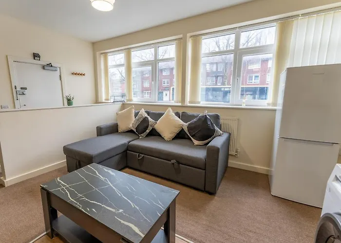 Lejlighed 2Br Comfort Stay - Ideal For Long Stays Manchester