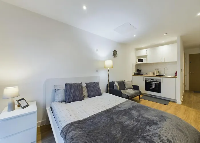 Comfortable In Cheltenham