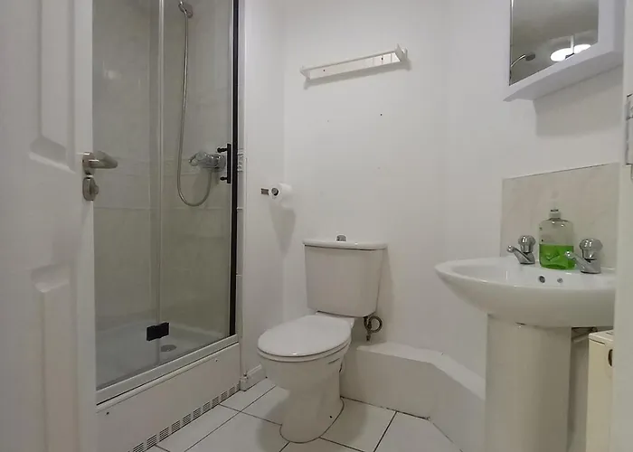 Apartament Perfect For Construction Workers And Building Contractors