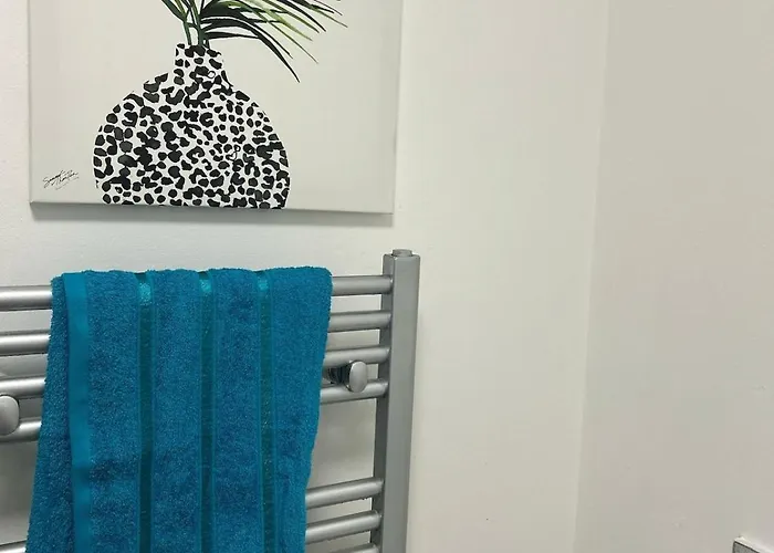 Modern 2Br Retreat For Extended Stays