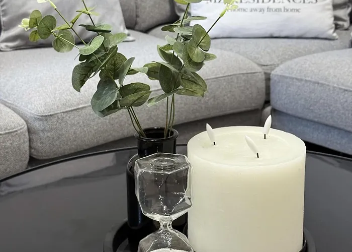 Nyaraló A Away From *