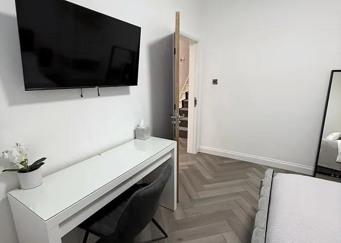 Tatil Evi A Away From