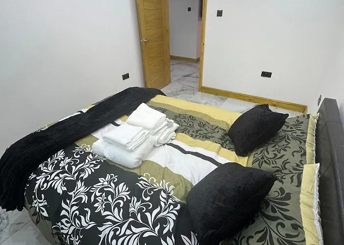 Sindhu Luxury * 맨체스터