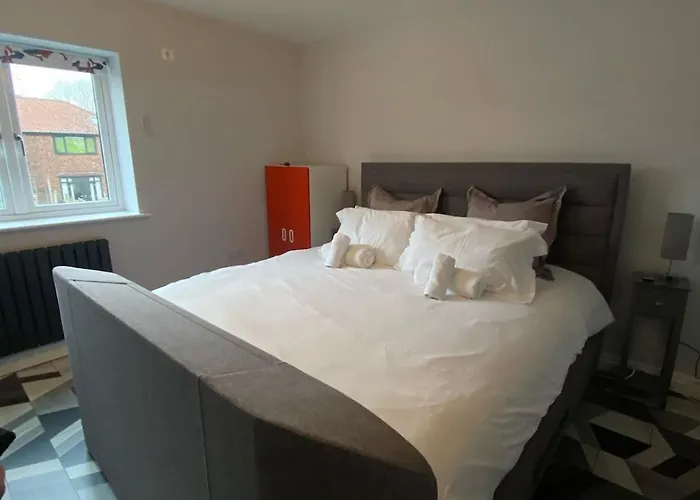 Prázdninový dům Beautiful 5 Bedroom Sleeps 12 People In *