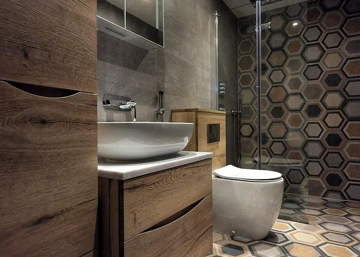 Beautiful 5 Bedroom Sleeps 12 People In Prázdninový dům Manchester