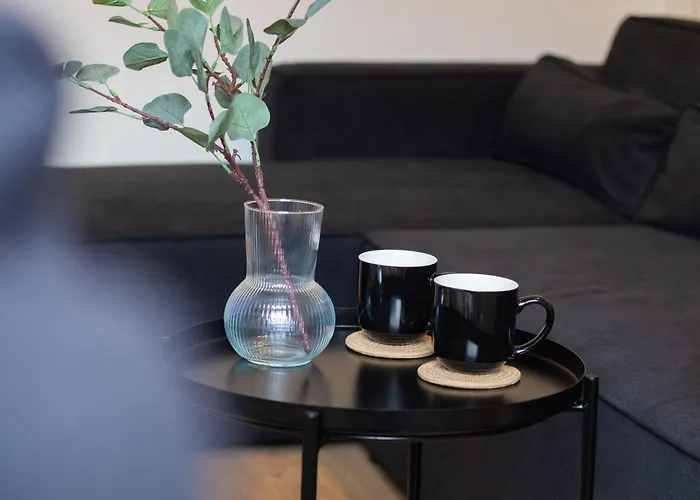 펜션 Stylish Cosy 4-bed Home, Sleeps Up To 10 With Large Sofa Bed, Near Royal Infirmary & Universities, Free Parking & Ultra-fast Wifi