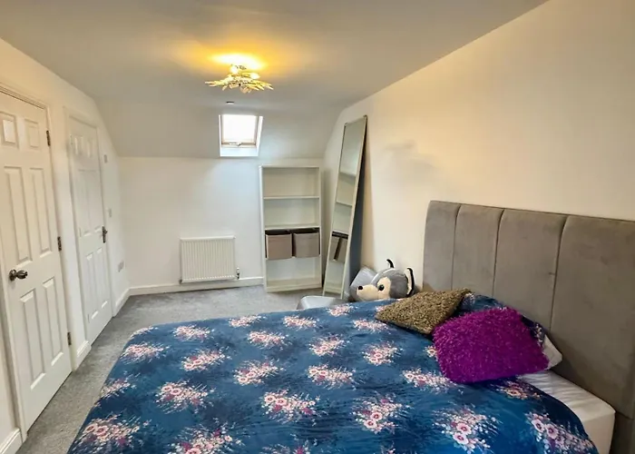 Comfortable En-suite Double Room-m16 Mánchester