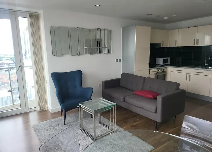 Spectacular Private Bedroom In 2 Bedroom Ubytování v soukromí