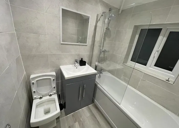 Betahouse -3br -pool Table -free Parking -spacious Apartamento