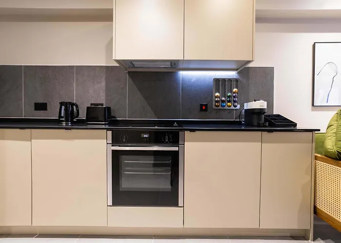 Verdana - 1bd Flat Near Centre