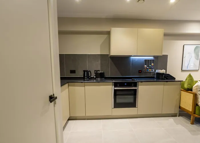 Verdana - 1bd Flat Near Centre * Manchester