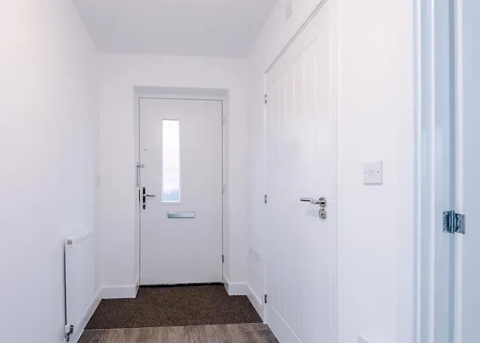 Stylish 3-bedroom House - Brand New Сasa de vacaciones