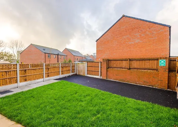 Stylish 3-bedroom House - Brand New Сasa de vacaciones Mánchester