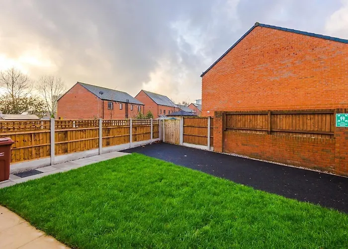 Stylish 3-bedroom House - Brand New Сasa de vacaciones *